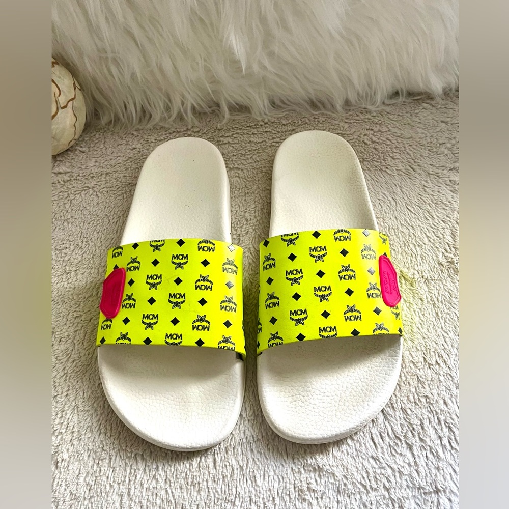🔥🔥Men’s MCM Slides Sandles Mules Size 46 / US Size 13 / Great Condition!!
